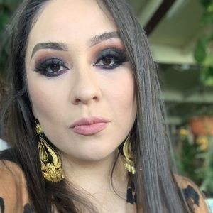 Meet your Posher, Berenice